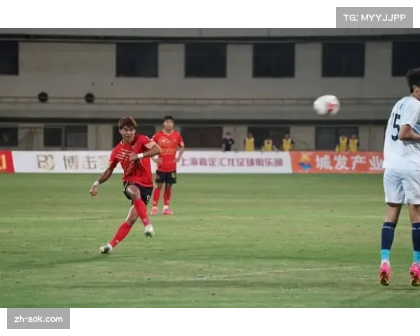 上海嘉定汇龙主场告别战 球迷不离不弃支持球队 上海嘉定汇龙主场告别战 球迷不离不弃支持球队