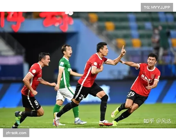 青岛西海岸客场惨败成都蓉城 阿齐兹补时进球难挽败局